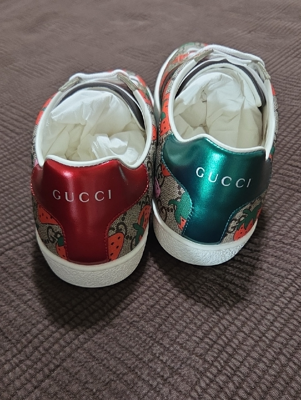 Gucci Ace Strawberry Sneaker Size 38 - Picture 9 of 12